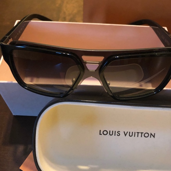 Louis Vuitton , Almost brand new. - Picture 7 of 7